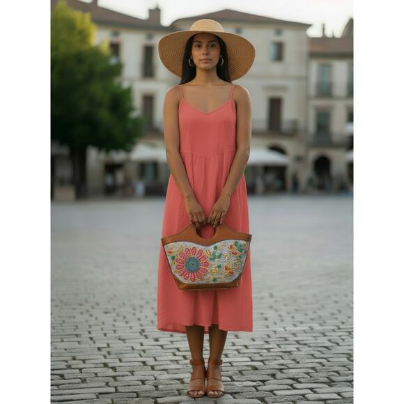 Isabella Fiore Large Raffia Floral Beaded Applique Tote Bag - Picture 12 of 12